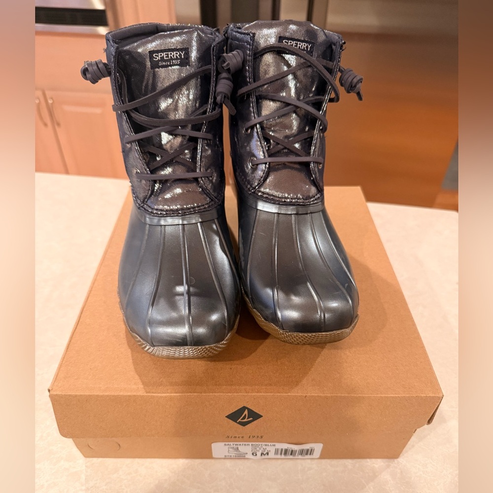 Sperry Kids Navy Waterproof saltwater Boots